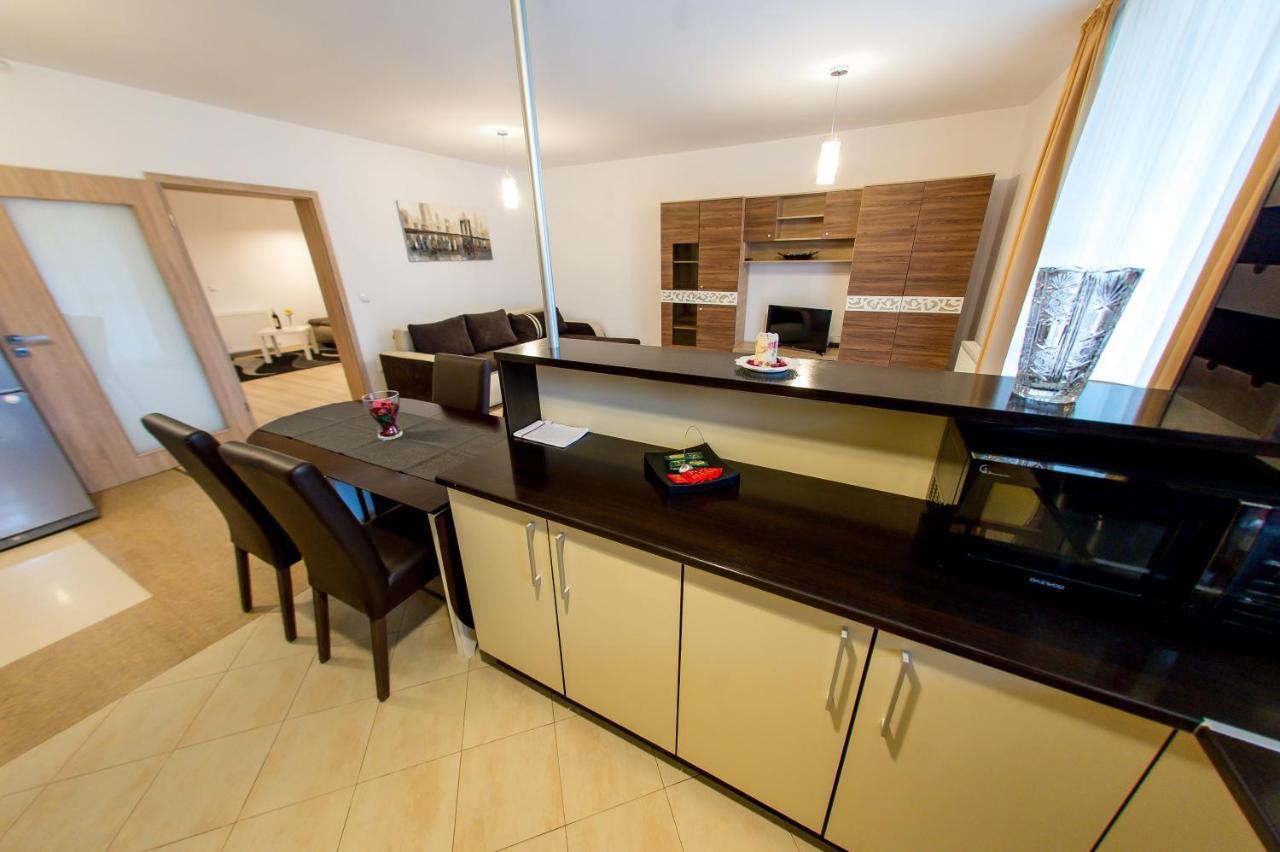 Terezianum Apartments, Free Parking Sibiu Exterior photo